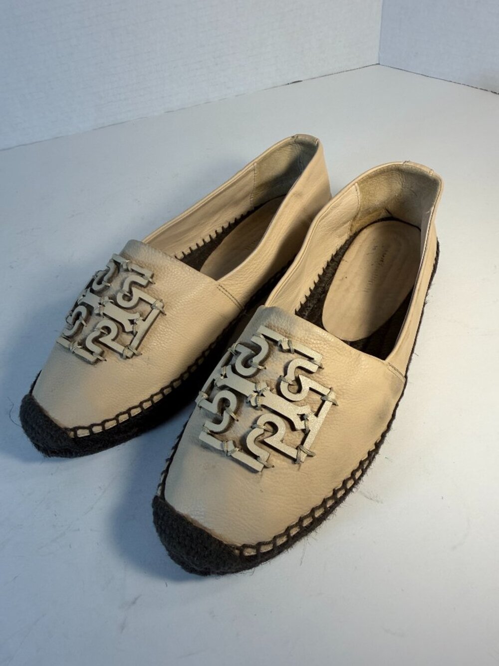 Tory Burch size 7.5 Flats - Picture 5 of 16